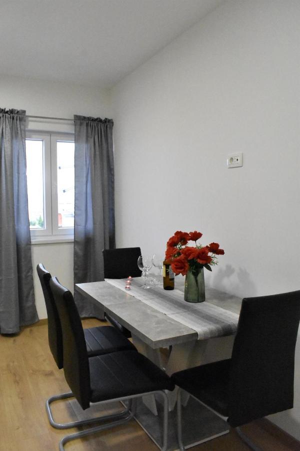 Apartmani Skorpion Kaštela Εξωτερικό φωτογραφία