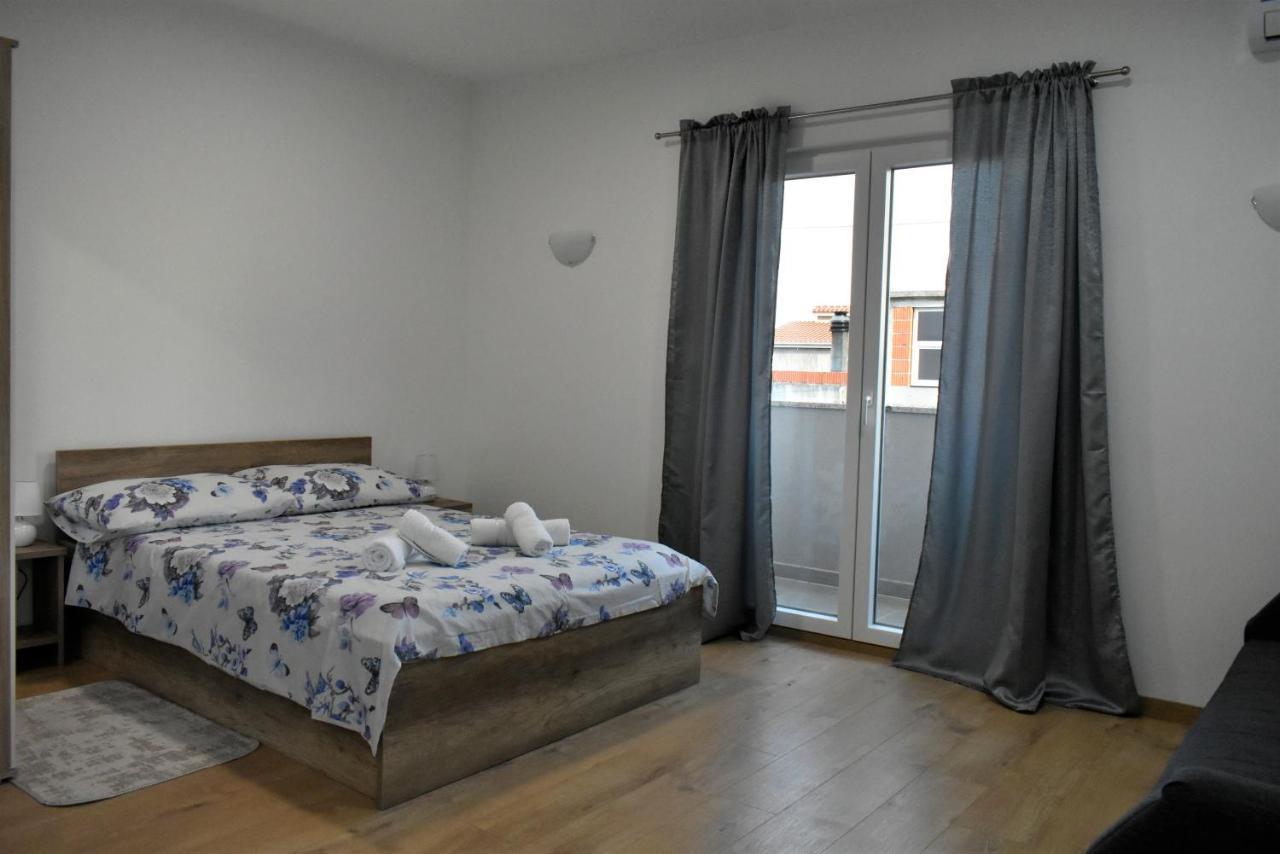 Apartmani Skorpion Kaštela Εξωτερικό φωτογραφία